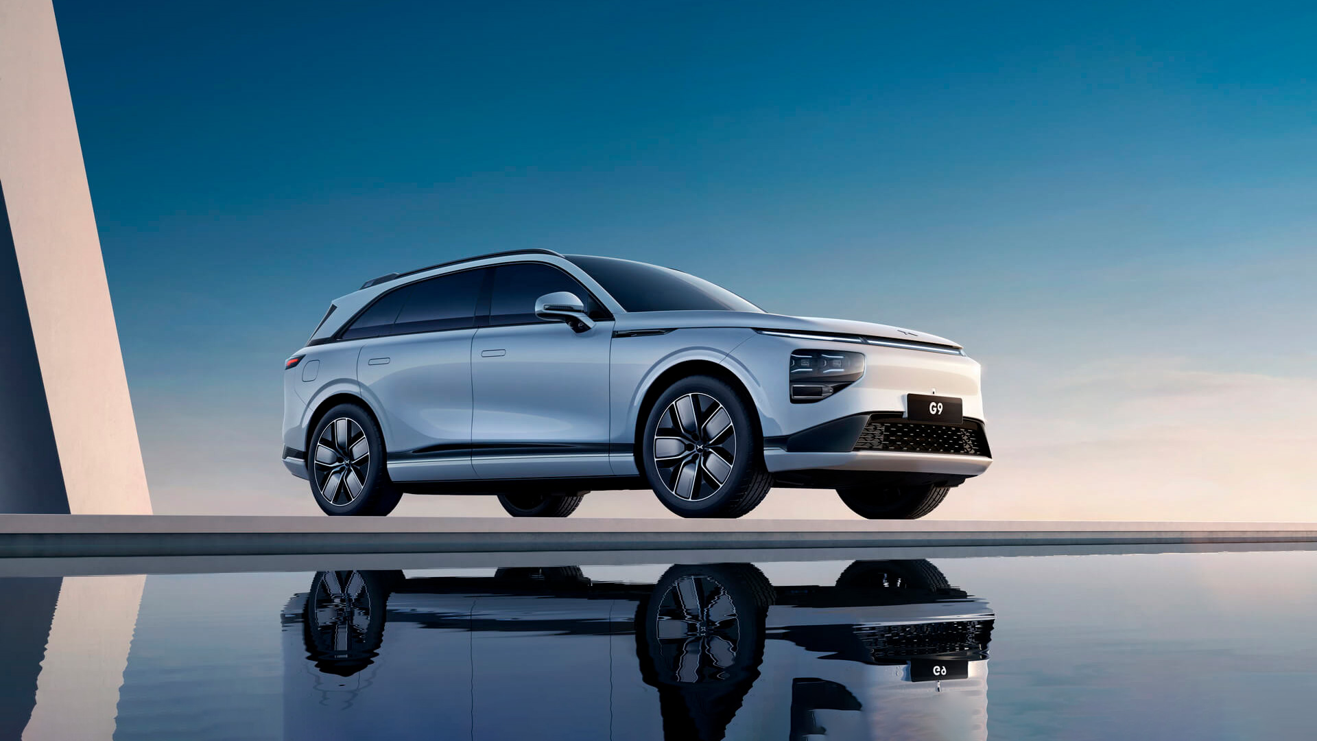 Электромобиль X-Peng G9